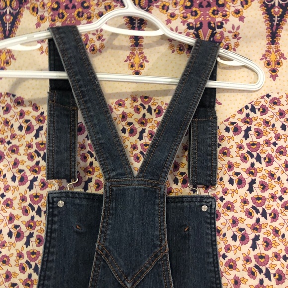 Short Denim Overalls - Picture 5 of 6